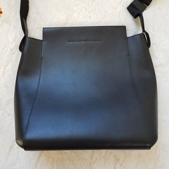 EVERLANE The Form Leather Tote Bag - Picture 4 of 11